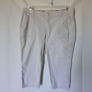 Eddie Bauer Womens Ripstop Capri pants Size 14 Color Beige